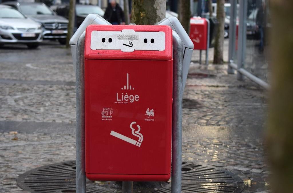 La Ville en a marre des mégots sur les trottoirs et installe 100 cendriers urbains