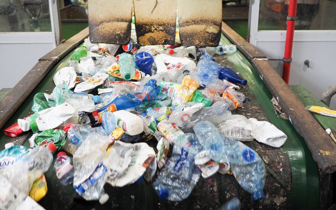 En 2019, tous les déchets plastiques pourront aller dans les sacs bleus