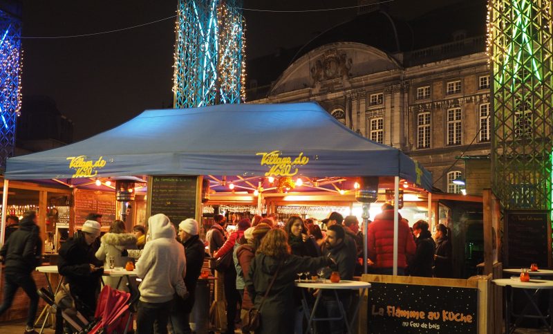 Le Village de Noël, de retour dans le centre-ville, met en valeur le Fleuron du Patrimoine Culturel Liégeois