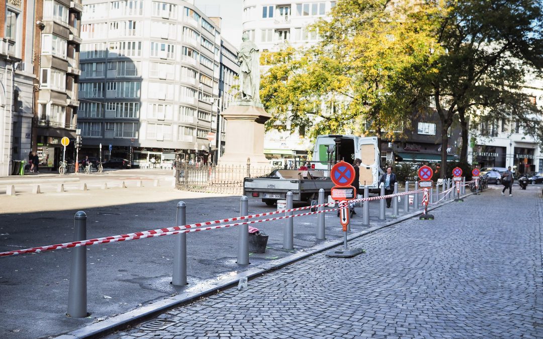 Suppression du parking devant l’université place du 20-Août