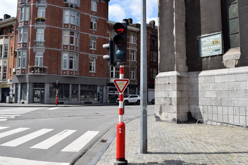 Les cyclistes peuvent griller 34 feux rouges pour tourner à droite