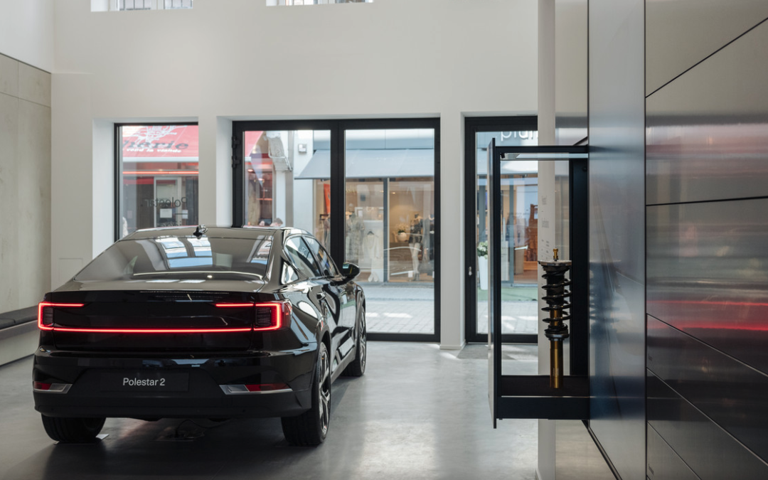 Une concession automobile ouvre dans un piétonnier au centre-ville