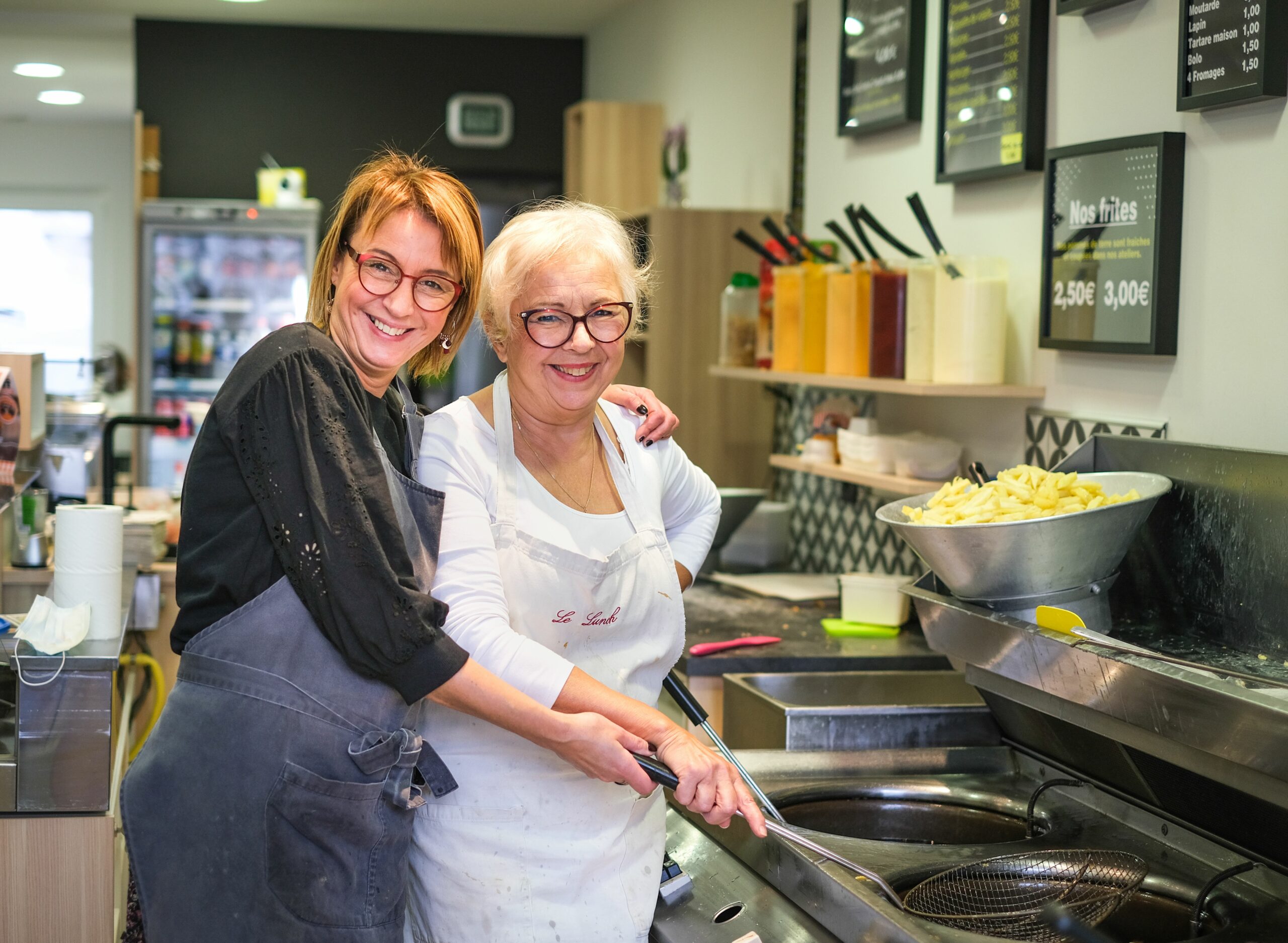 Le Lunch: trois générations dorent les frites de mère en fille depuis 60 ans à Chênée