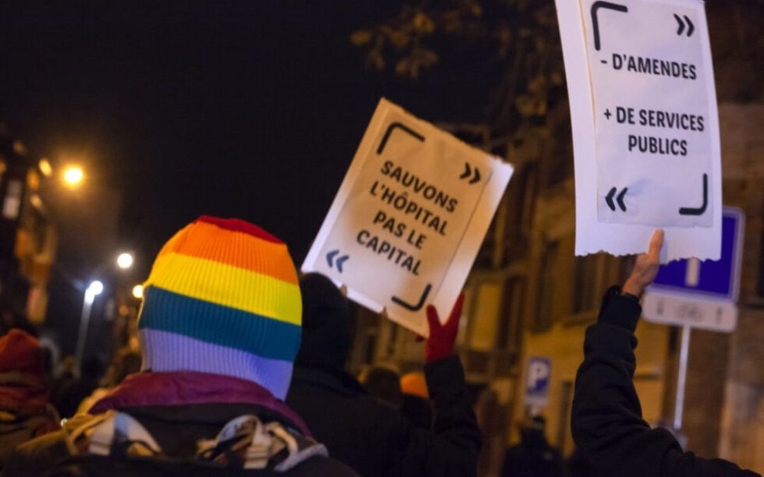 Plusieurs manifestants qui avaient bravé le couvre-feu “Covid” se retrouvent devant le tribunal de police