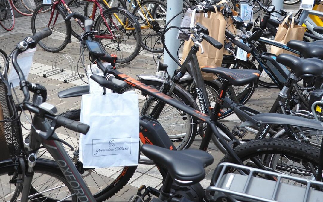 Nouveau parking vélo gratuit et sécurisé au centre-ville #pendant la  période des fêtes
