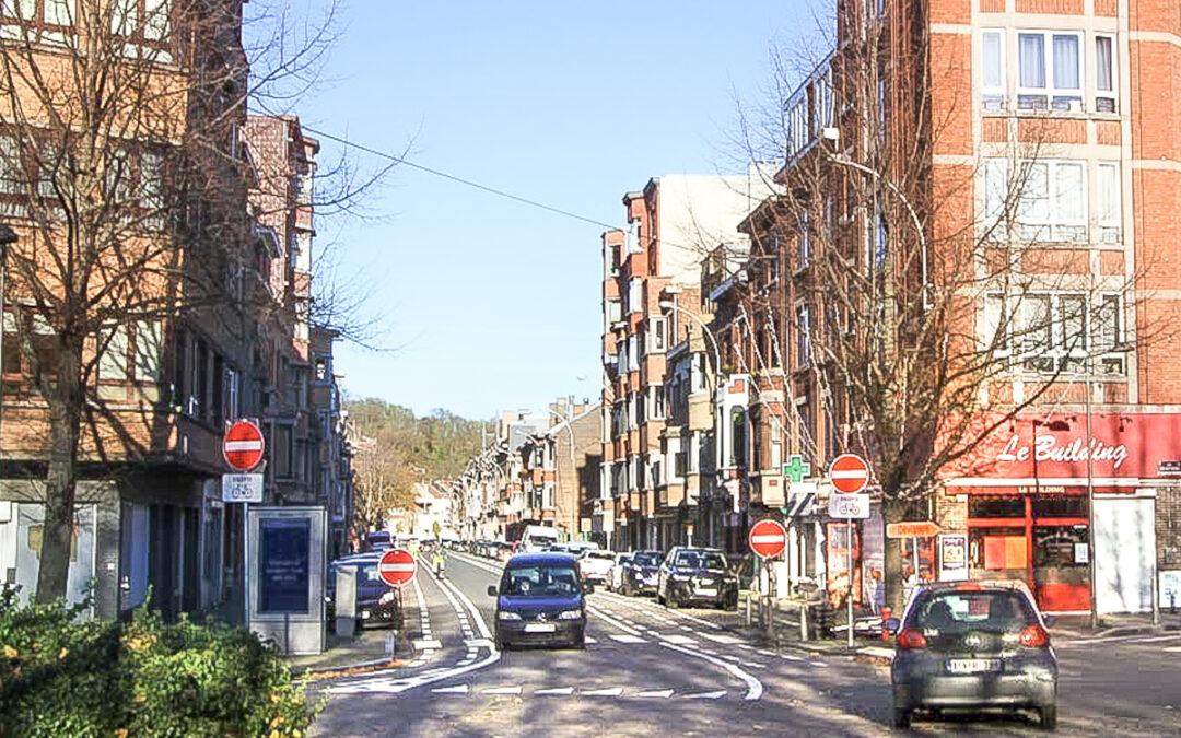 Palinodies rue Maghin: un double sens de circulation en mélangeant cyclistes et piétons?