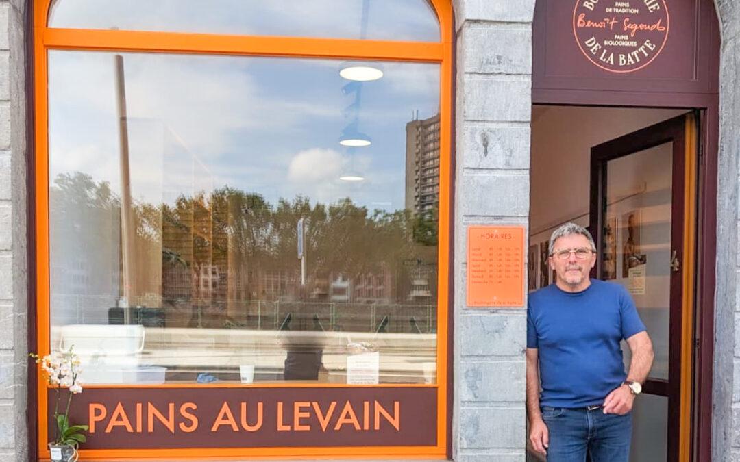 Un artisan bien connu ouvre une nouvelle boulangerie bio de pains au levain, quai de la Batte