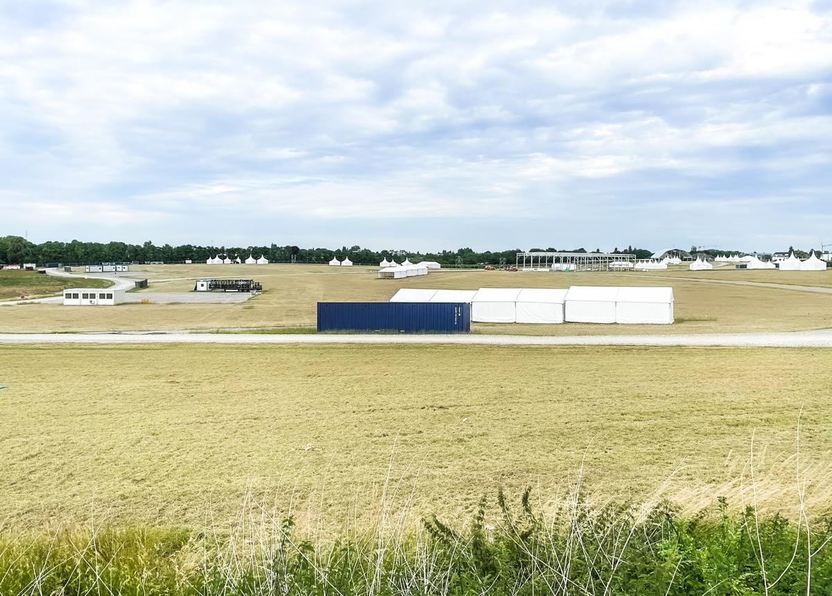 Panneaux de basket, jeux, piste vélo et arbres: des idées pour un futur parc des Ardentes mais pas encore de financement