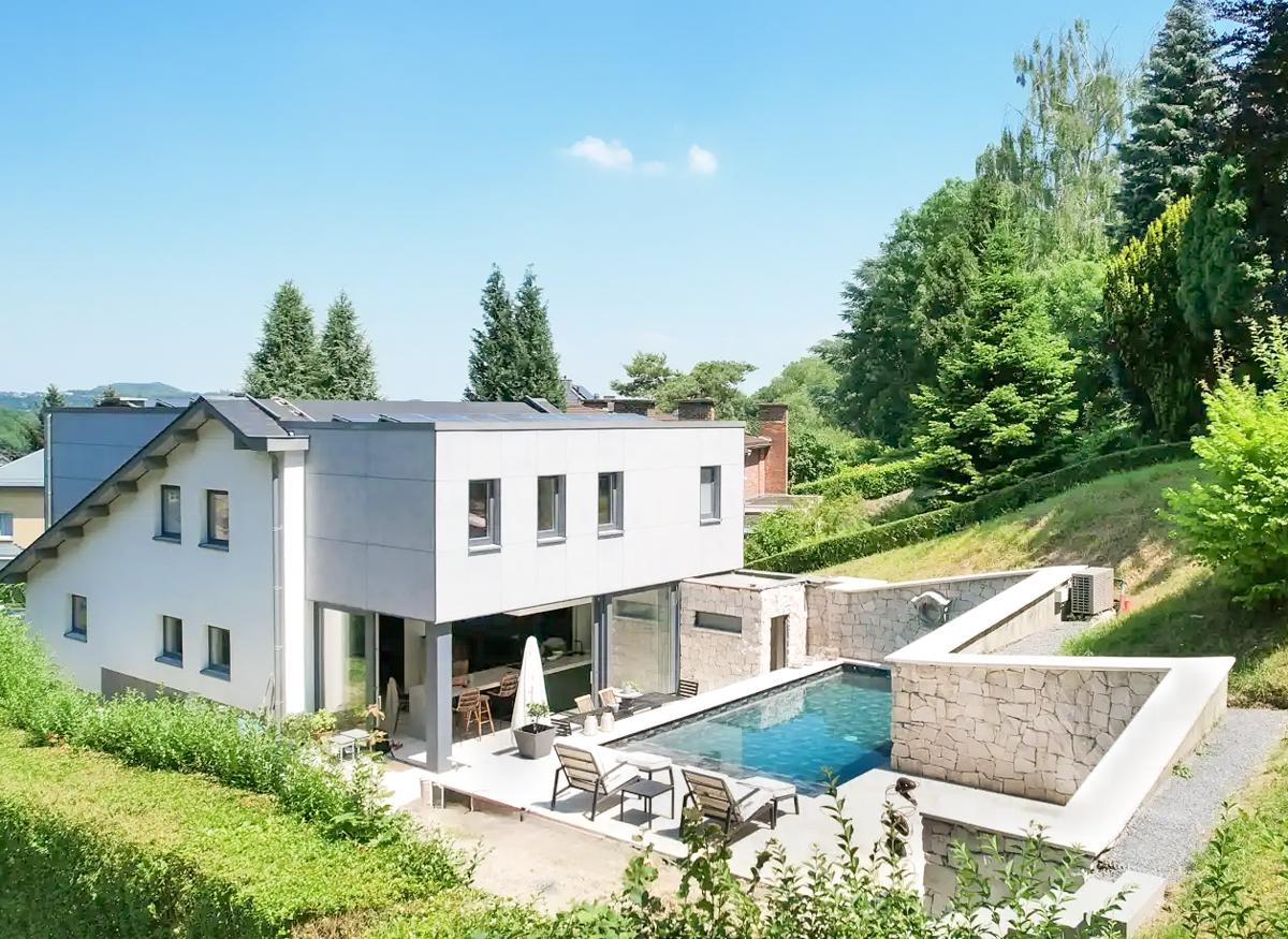 Une villa à vendre plus d’un million d’euros dans le quartier du Laveu