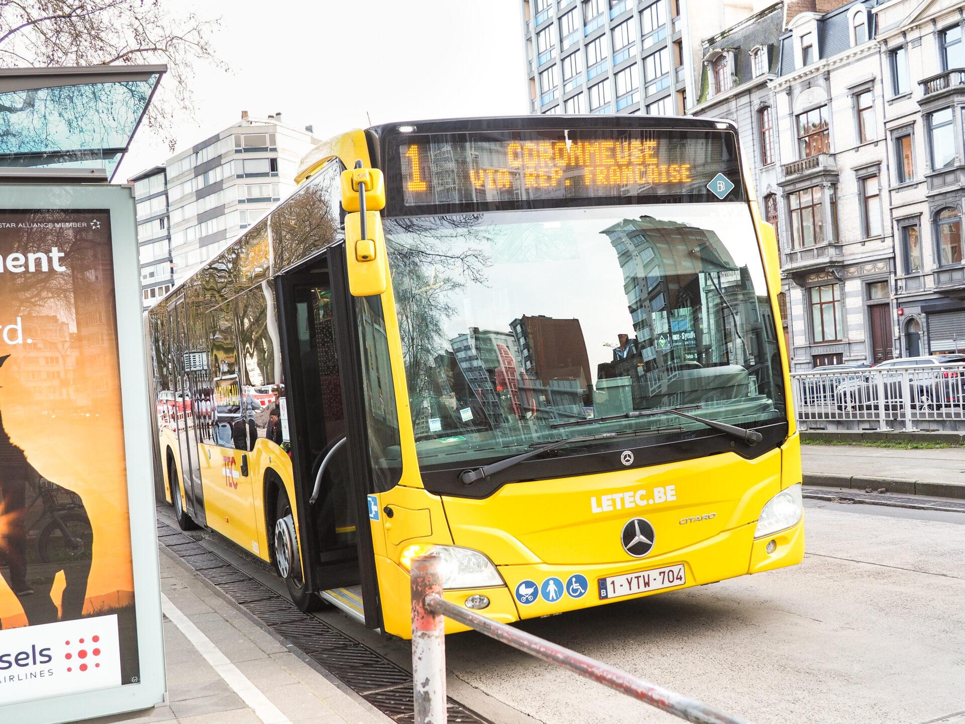 25% à 40% de réduction de l’offre de bus vers les quartiers à l’arrivée du tram? “Ma confiance envers le TEC est ébranlée”, réagit le bourgmestre