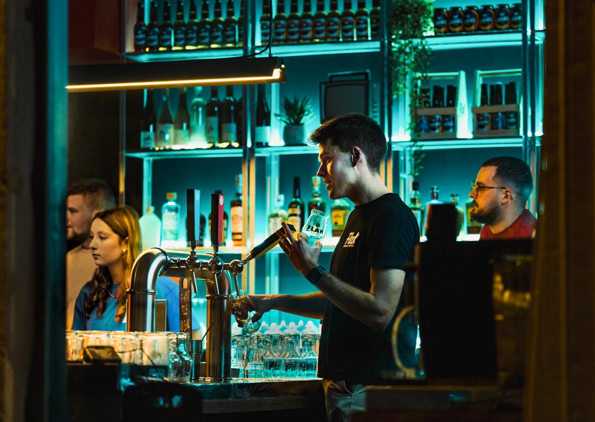 Un nouveau bar “bière et musique” a ouvert près de l’hôtel de ville: c’est aussi un greffon de la sphère Ardentes