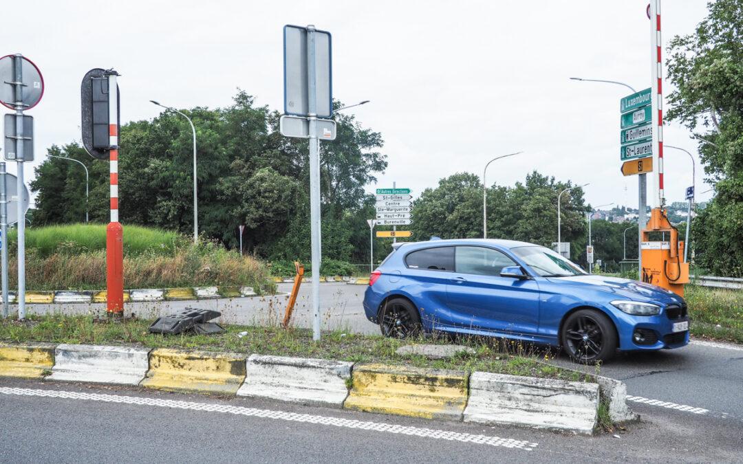 Transformation des deux ronds-points de l’échangeur de Burenville en carrefours à feux: les travaux démarrent