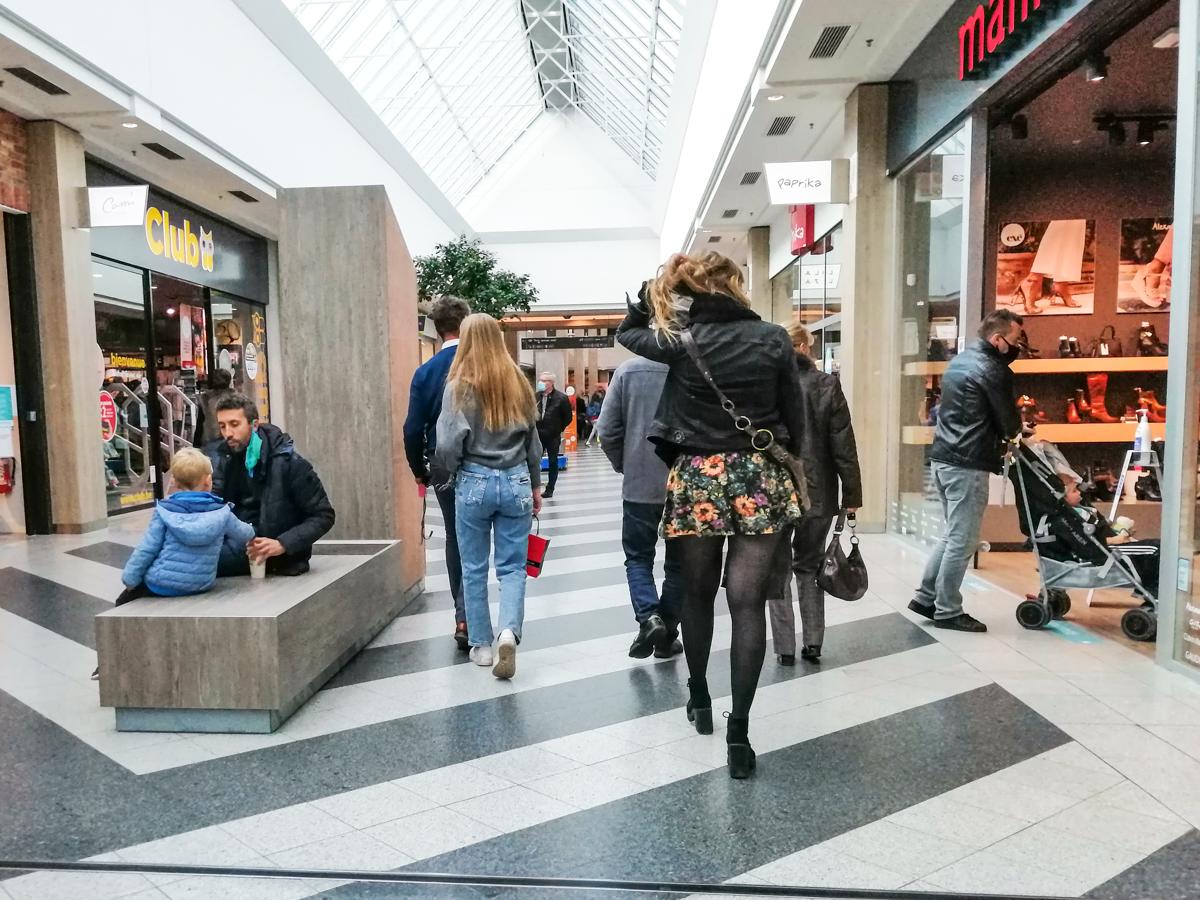 Remplacer gratuitement son vieux sac cabas Carrefour contre un neuf, donner une 2e vie à ses baskets, …: ce sont les Eco Days à Belle-Ile